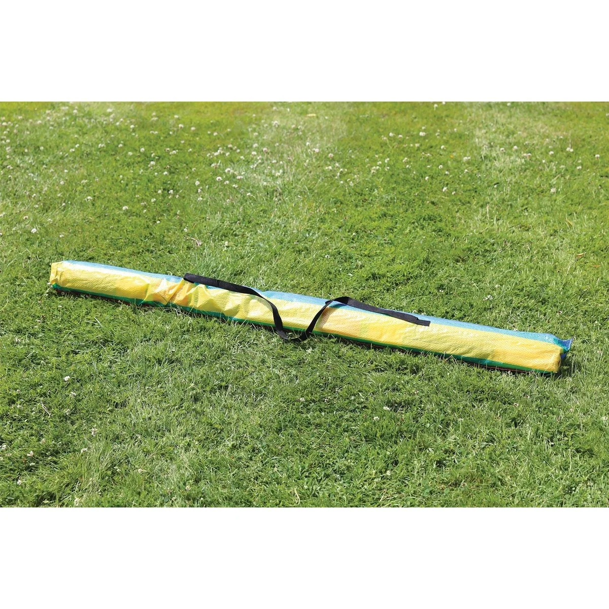 5 Pole Multicoloured Polythene Windbreak 1442 - Image 3