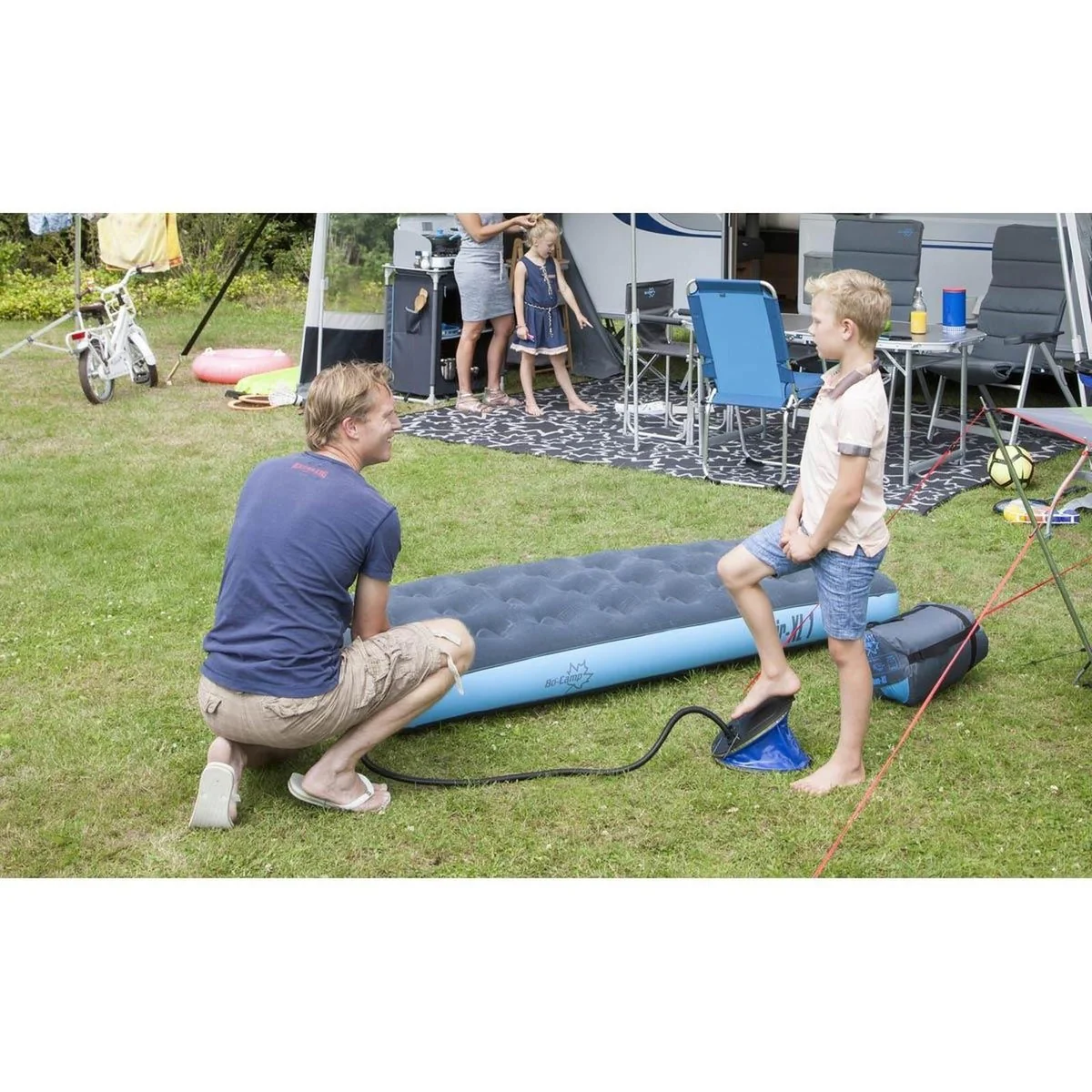 Bo-Camp Foot Pump Blue 5L - Image 2