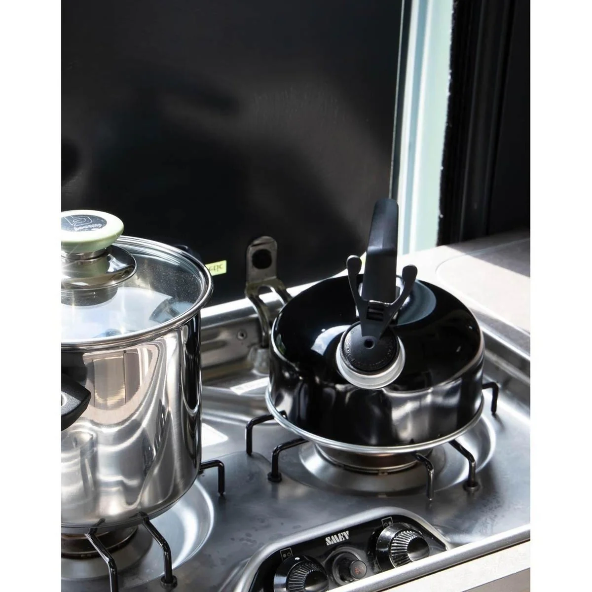 Bo-Camp Whistling Kettle Compact 1.0L - Image 2
