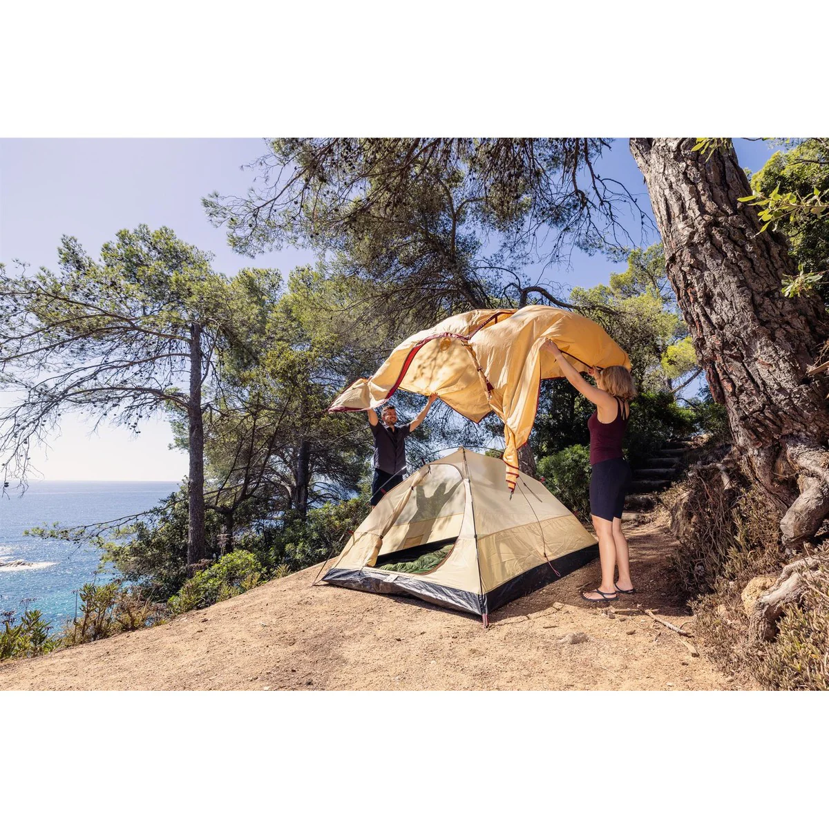 Coleman Darwin Summer 3 Tent 3 Berth - Image 3