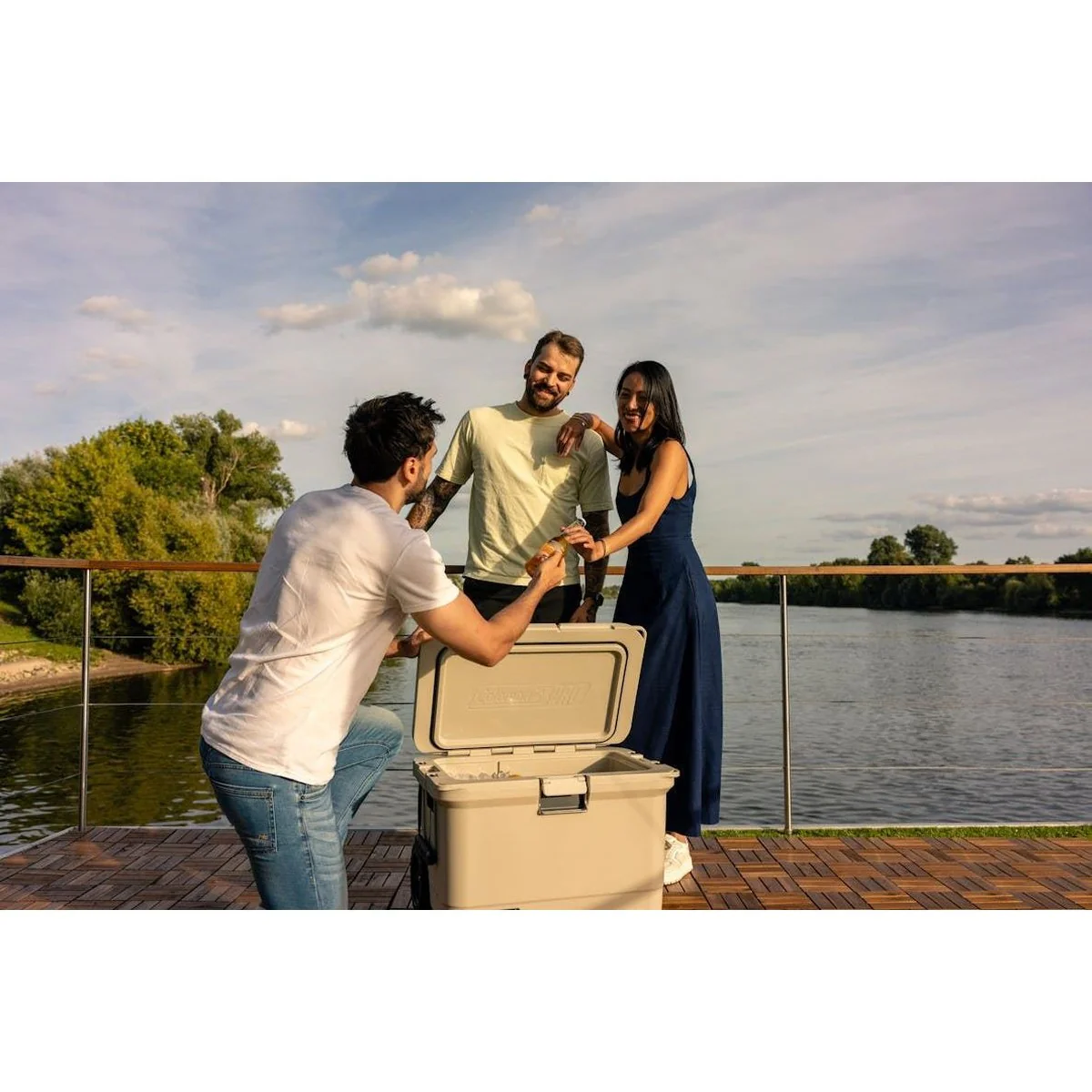 Coleman Pro 45 QT Cooler Box - Image 8