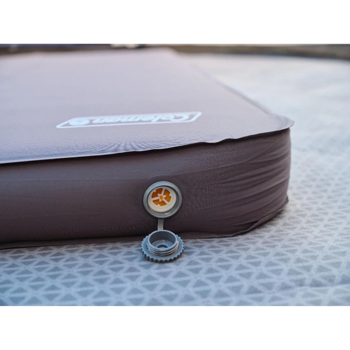 Coleman Supercomfort Sleeping Mat - Single 7.5 Self Inflating Camping Bed - Image 7