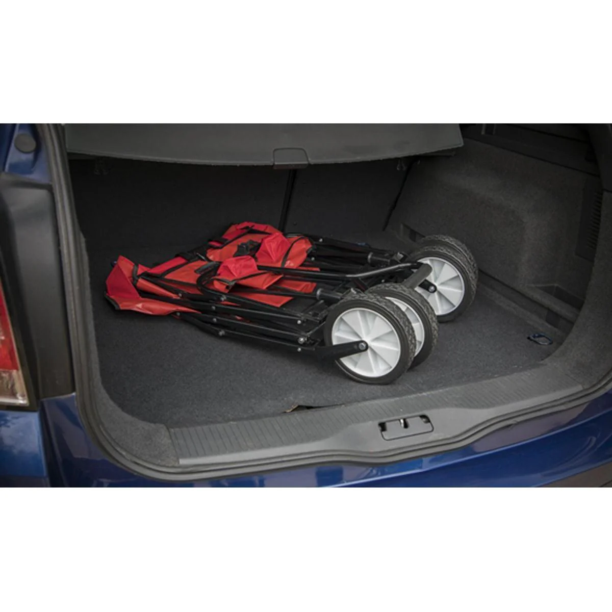 Conveniently transport heavy items with Sealey Folding Canvas Trolley CST802 - Image 4