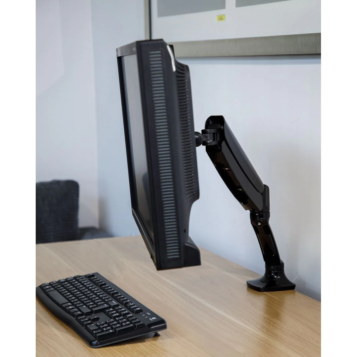 Dellonda Adjustable Single Monitor Arm with 360 Rotation - Black DH24 - Image 5