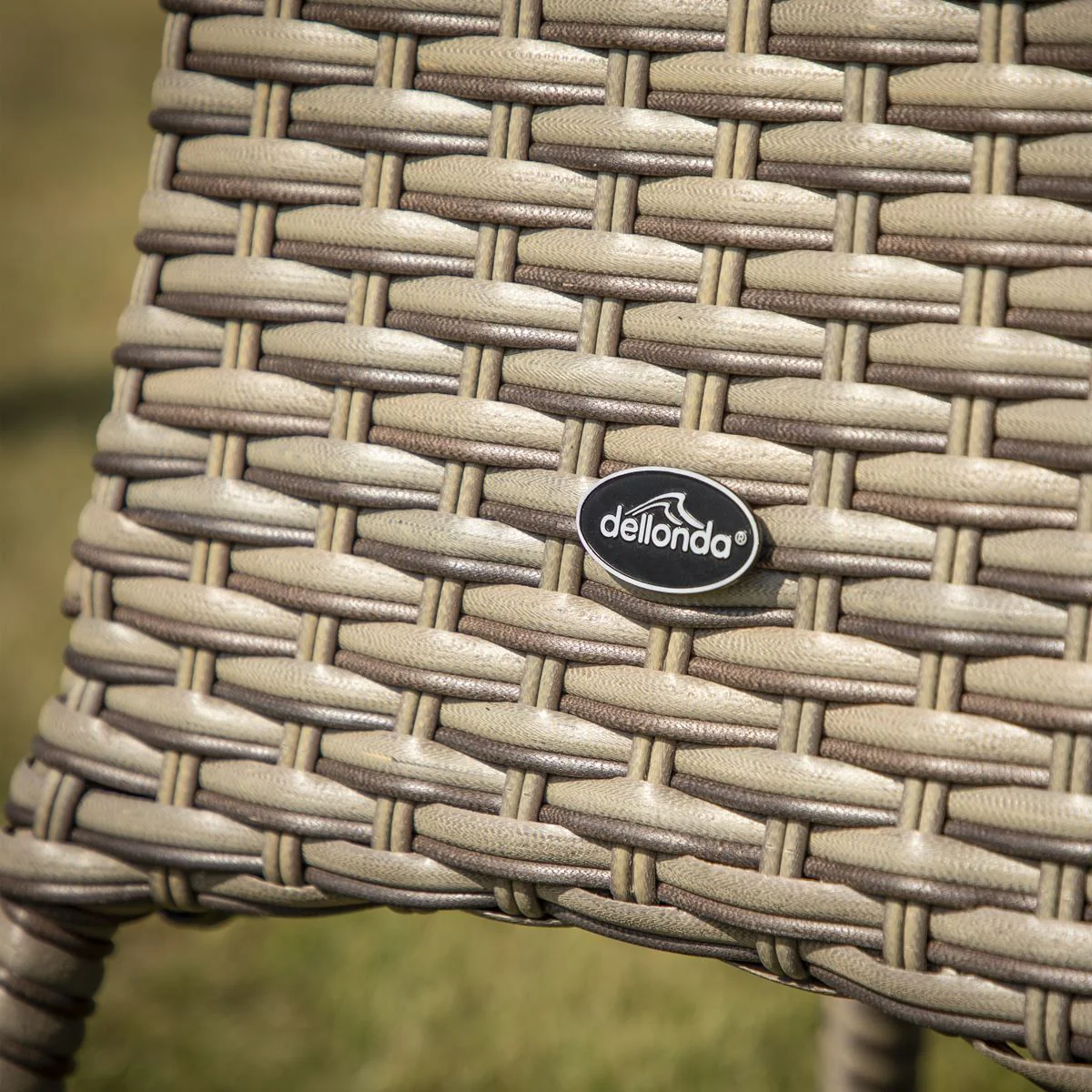 Dellonda Chester Rattan Wicker Round Outdoor Table with Tempered Glass Top - Image 2