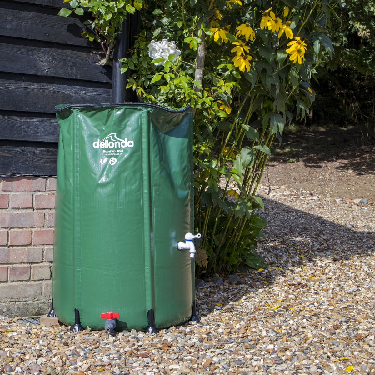 Dellonda Collapsible PVC Garden Water Butt with Zipped Lid & Drain Tap 250L - Image 14