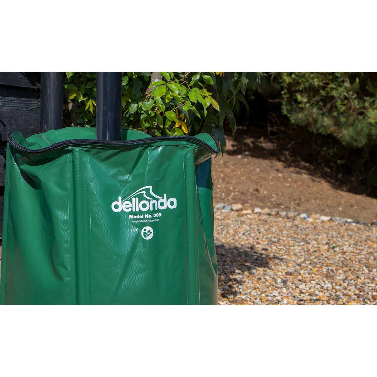 Dellonda Collapsible PVC Garden Water Butt with Zipped Lid & Drain Tap 250L - Image 7