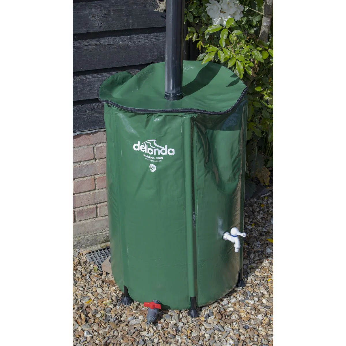 Dellonda Collapsible PVC Garden Water Butt with Zipped Lid & Drain Tap 250L - Image 8