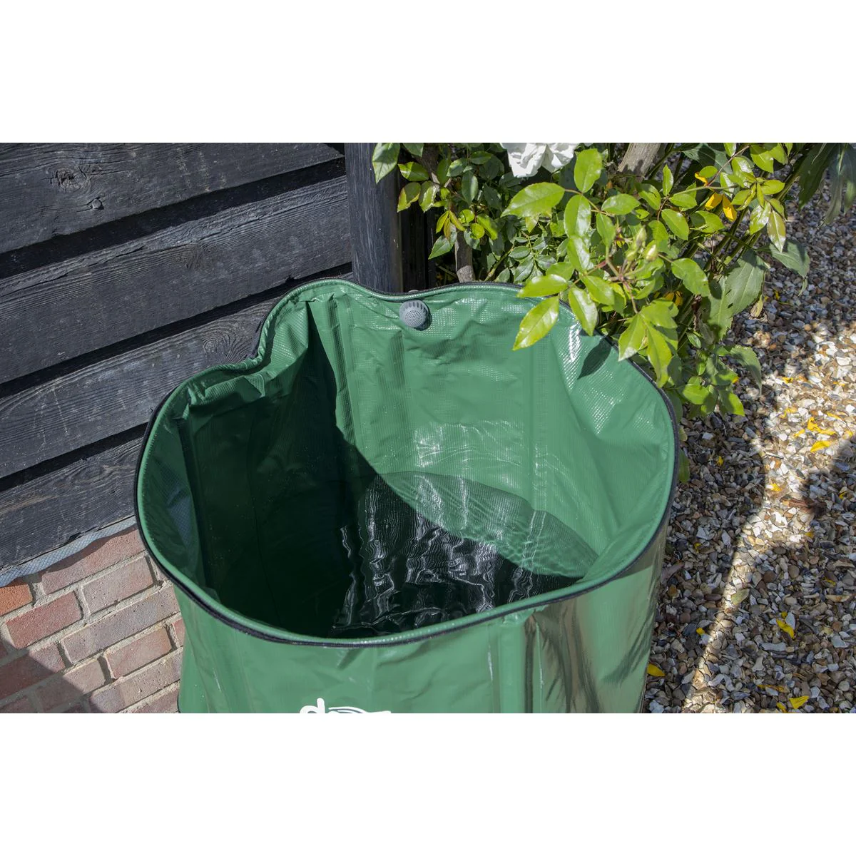 Dellonda Collapsible PVC Garden Water Butt with Zipped Lid & Drain Tap 250L - Image 9