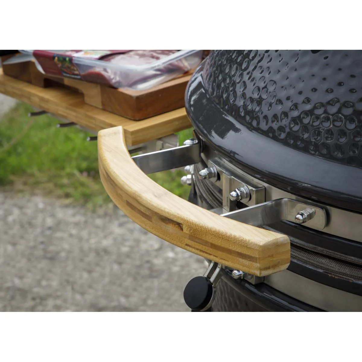 Dellonda Deluxe 22"(56cm) Ceramic Kamado Style BBQ with Wheeled Stand - Image 33