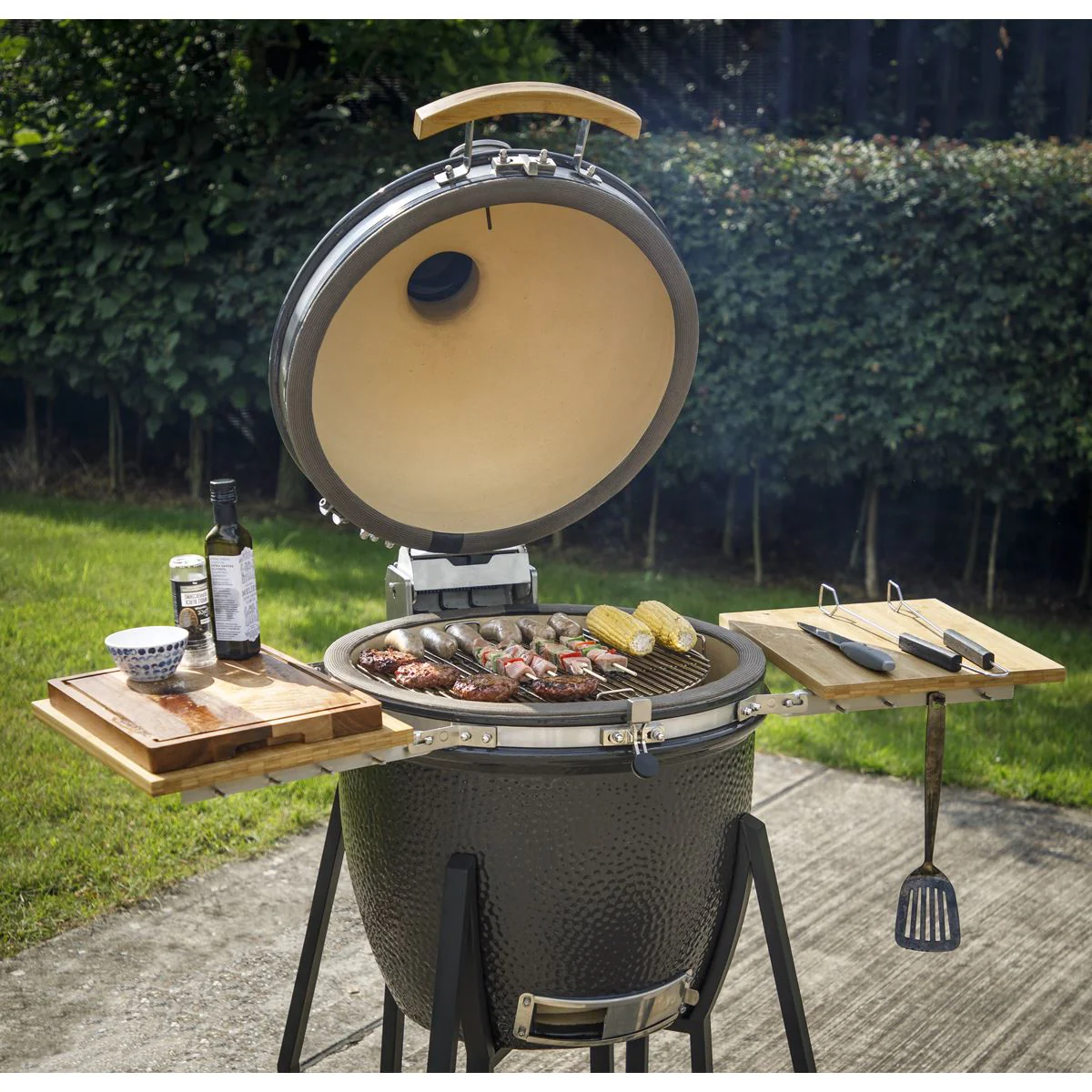 Dellonda Deluxe 22"(56cm) Ceramic Kamado Style BBQ with Wheeled Stand - Image 8
