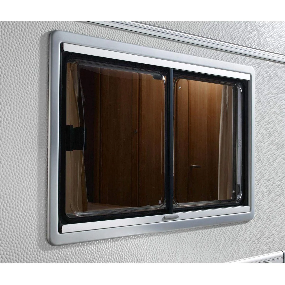 Dometic 1200 X 600 S4 Sliding window 9104100189
