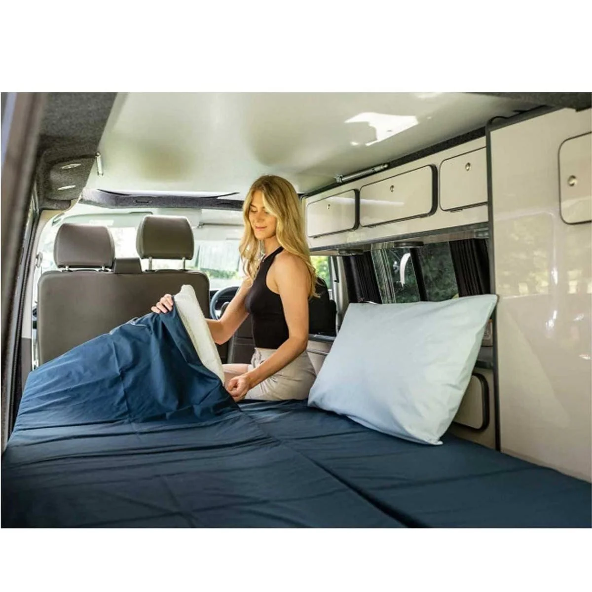 Duvalay Zipped Sheet for VW Travel Topper 190 x 115cm (Plum) - Image 4