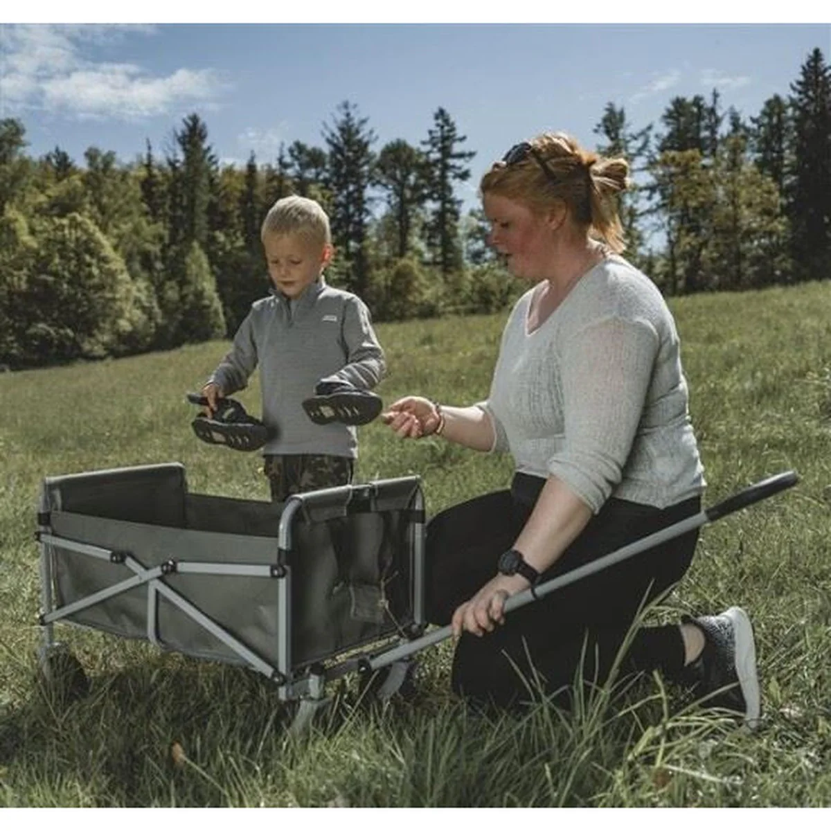Easy Camp Hornbeam Transporter Pull Along Camping Trolley 58L 60KG - Image 2
