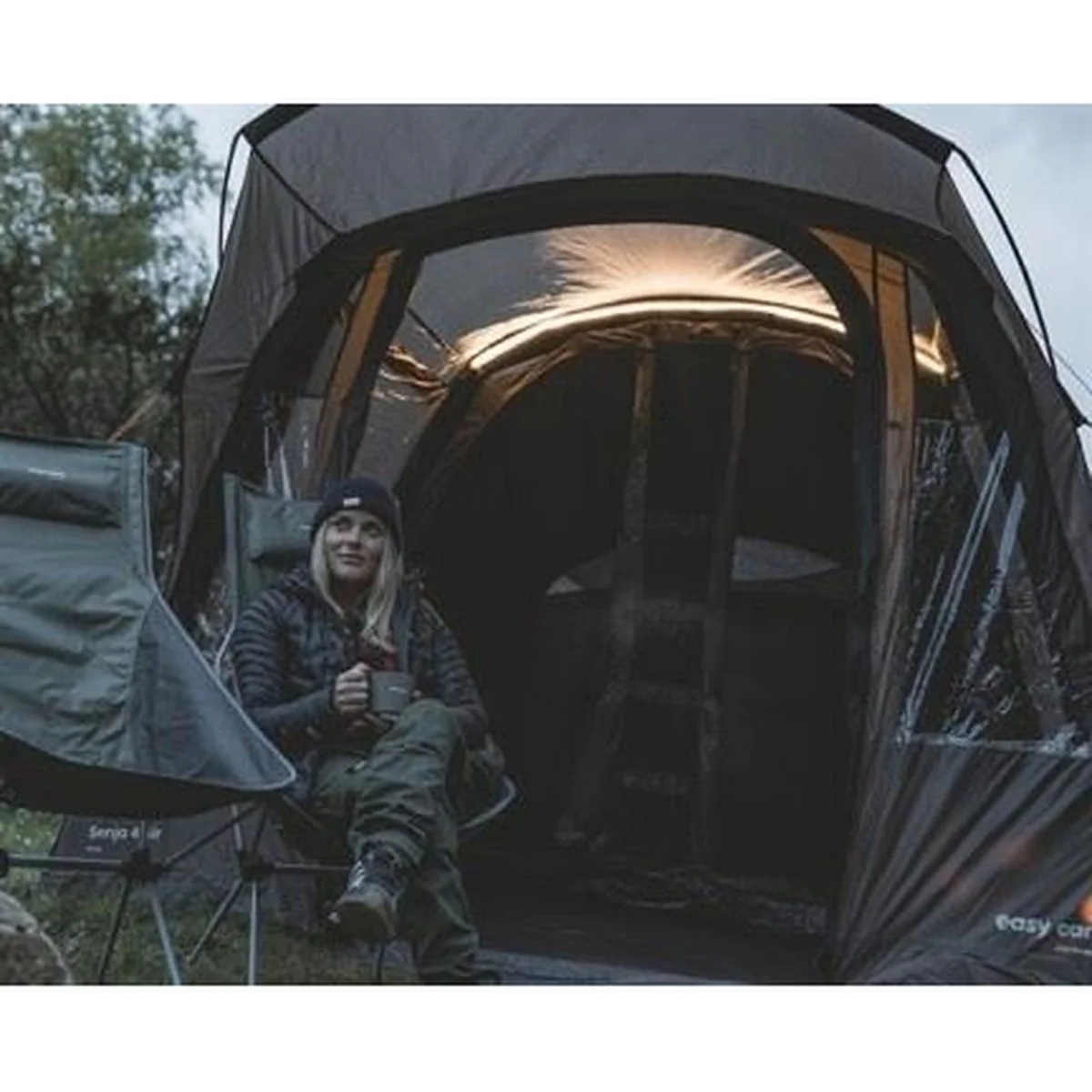 Easy Camp Senja 4 Air Inflatable Tunnel Tent 4 Person Family Tent - Image 8