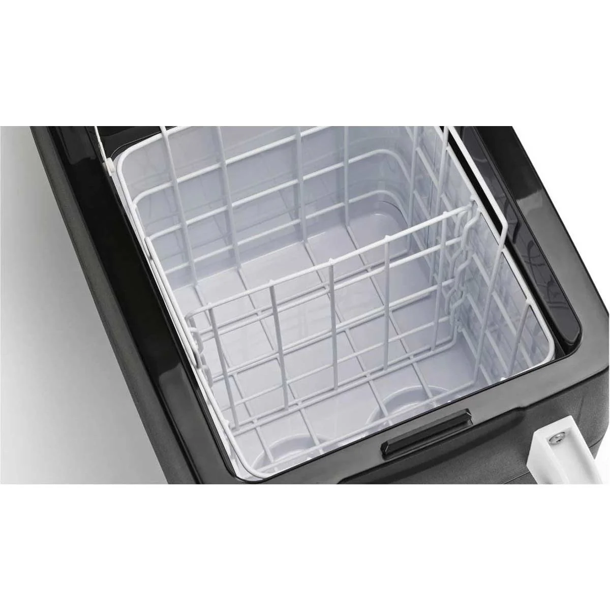 Indel B SECOP Compressor Travel Cool Box - Image 2