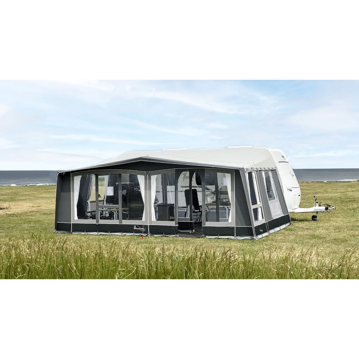 Isabella Forum Etna Awning with Mega Frame