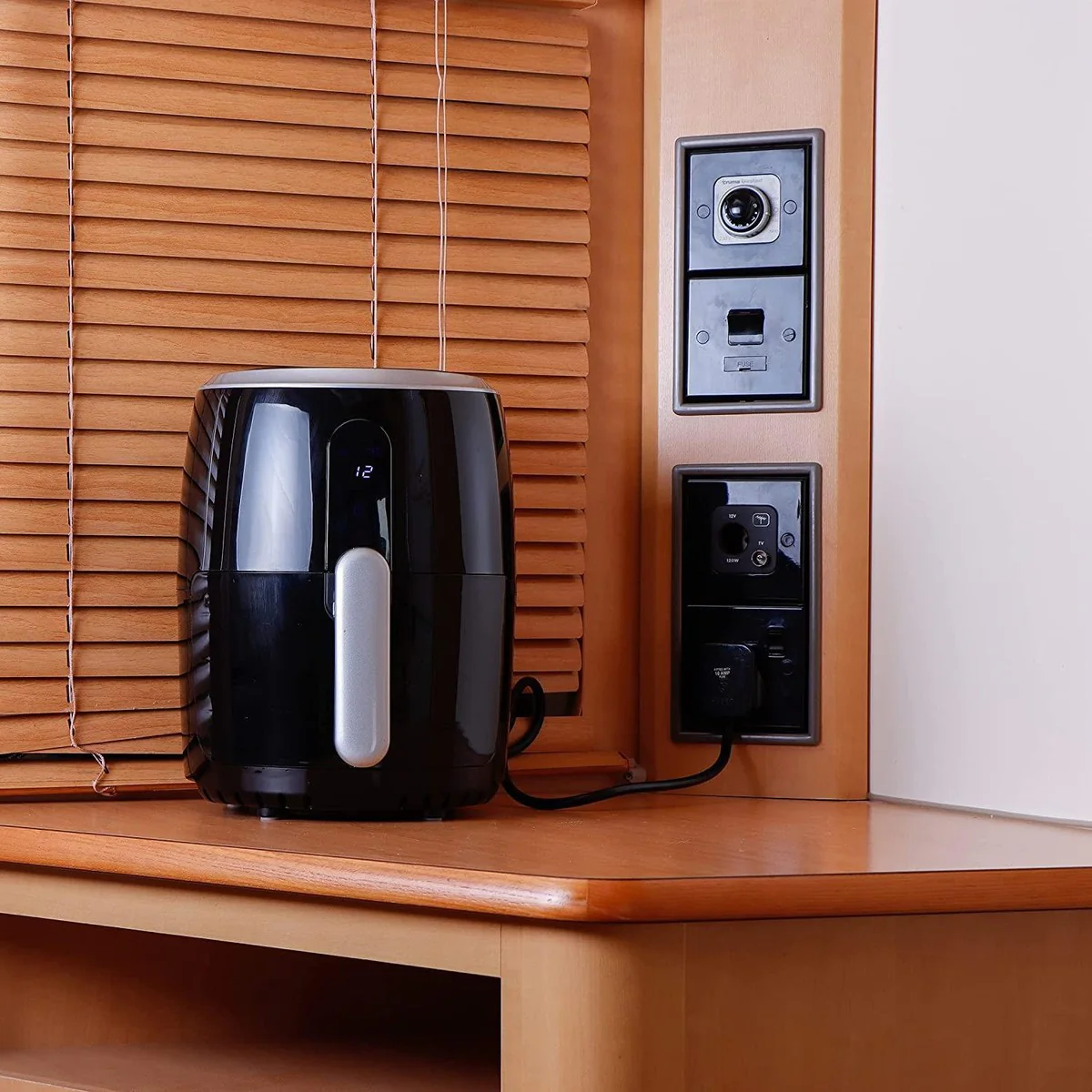 LeisurewizeLow Wattage Air Fryer - 1.7L - Image 3