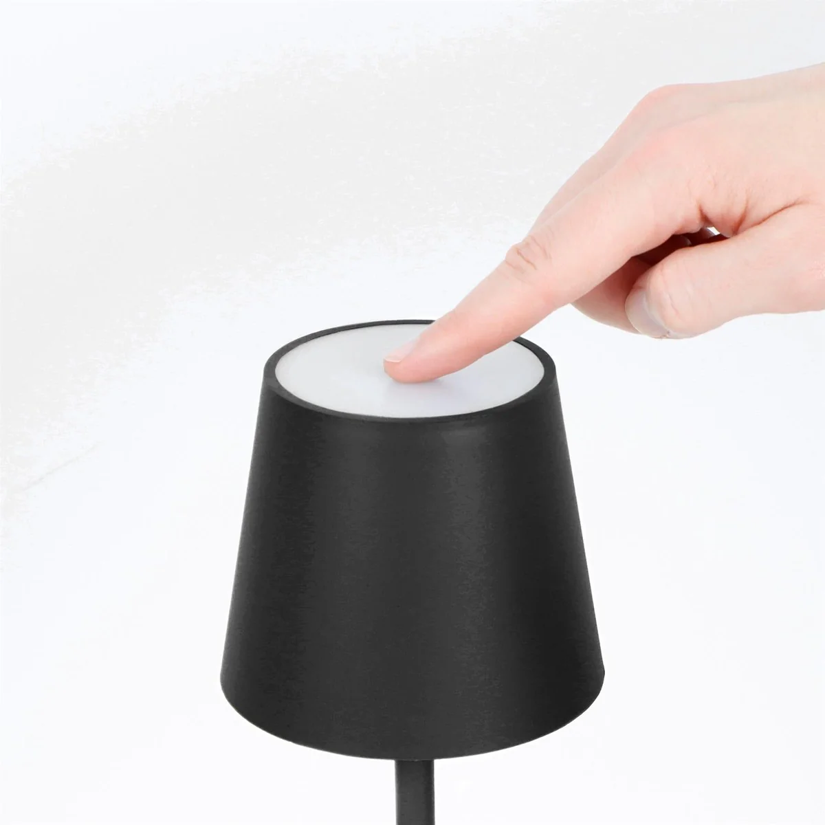 Leisurewize Caravan Camping Table Lamp - Lucia Black - Image 3