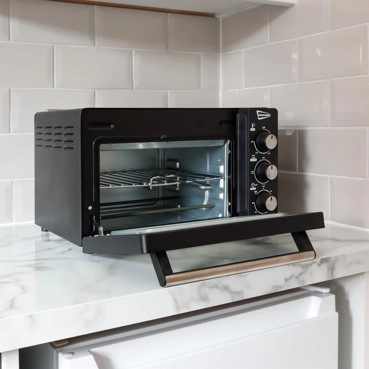 Leisurewize Low Wattage 14L Electric Mini Oven ideal for Home Caravan Motorhome - Image 7