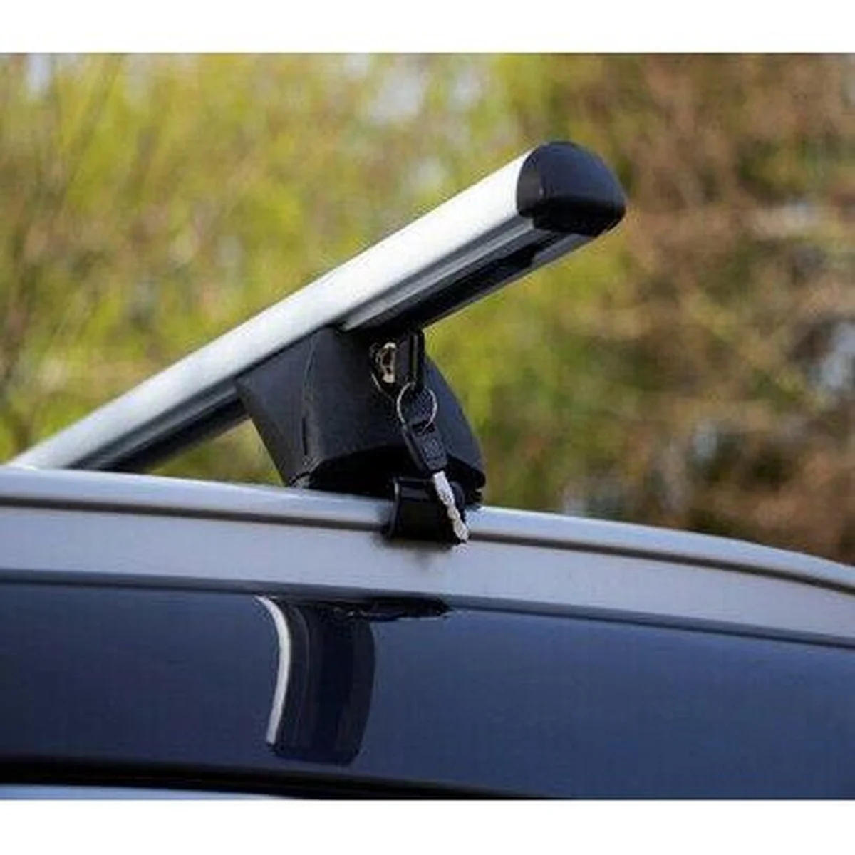 Maypole 1.2m Car Roof Bars for Profile Flush Rails - Image 8