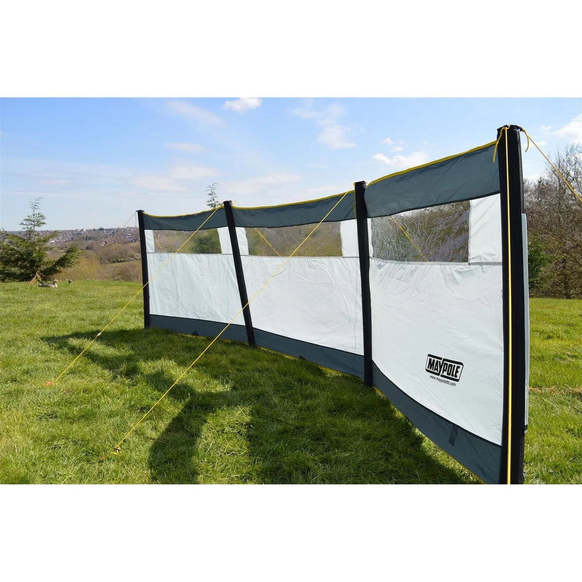 Maypole 3 Panel Inflatable Camping Windbreak with Windows L480cm x H140cm - Image 11