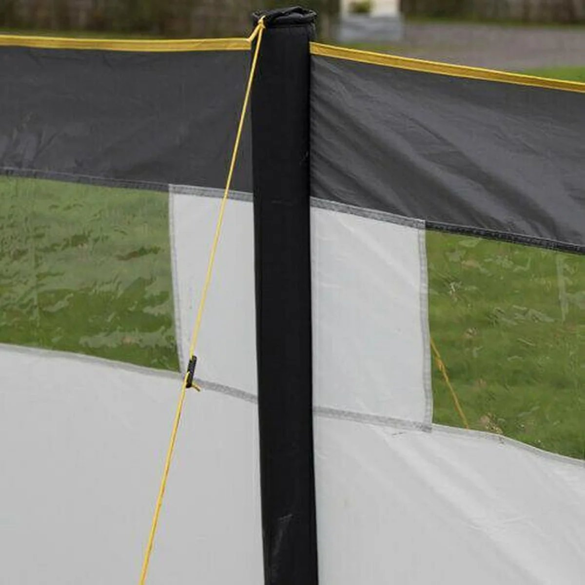 Maypole 3 Panel Inflatable Camping Windbreak with Windows L480cm x H140cm - Image 6