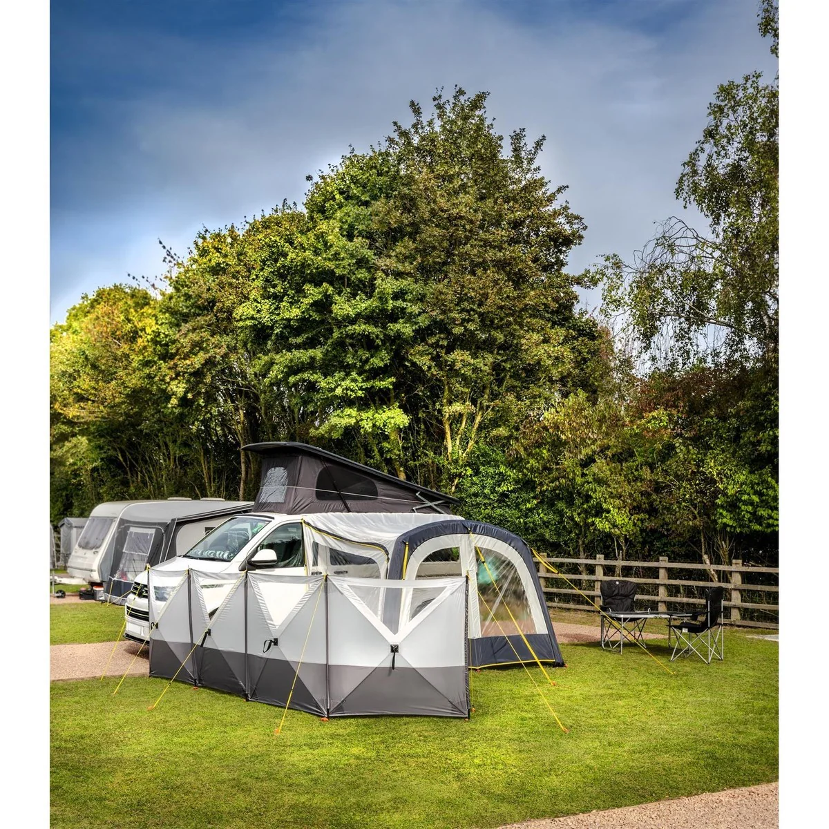 Maypole 4 Panel Pop-Up Windbreak 9573 Camping Campervan - Image 3