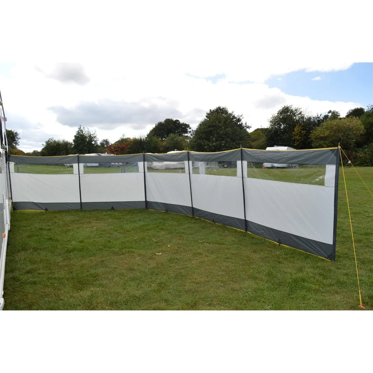 Maypole 5 Panel Steel Poled PVC Windbreak 800cm - Image 7