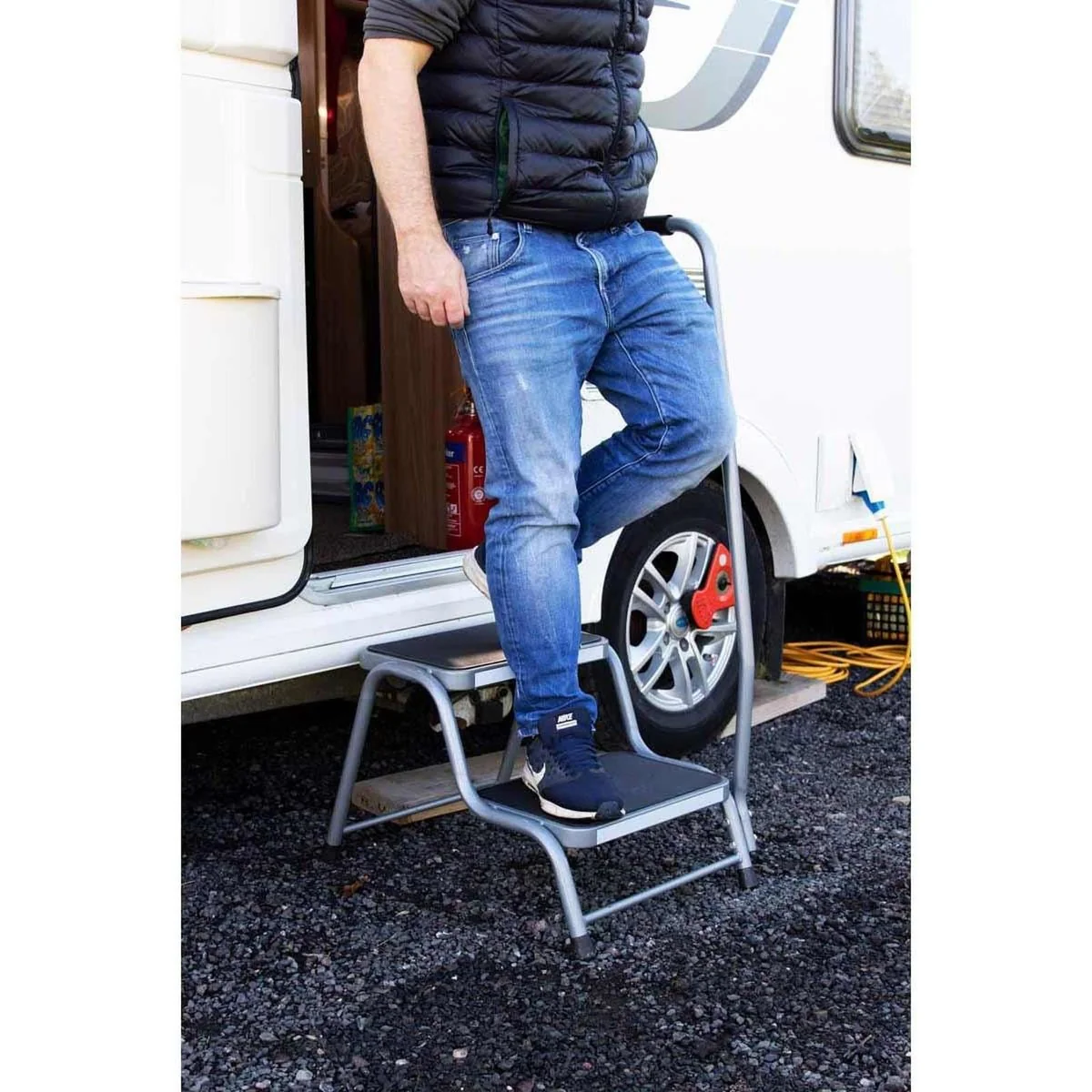 Maypole Double Steel Caravan Step with Handrail - Image 4
