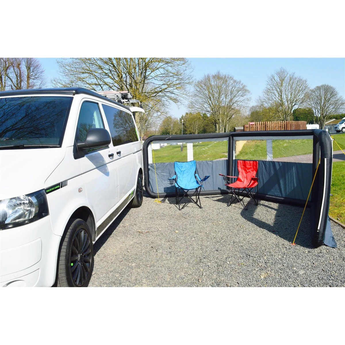Maypole 3 Panel Inflatable Windbreak 600cm - Image 2