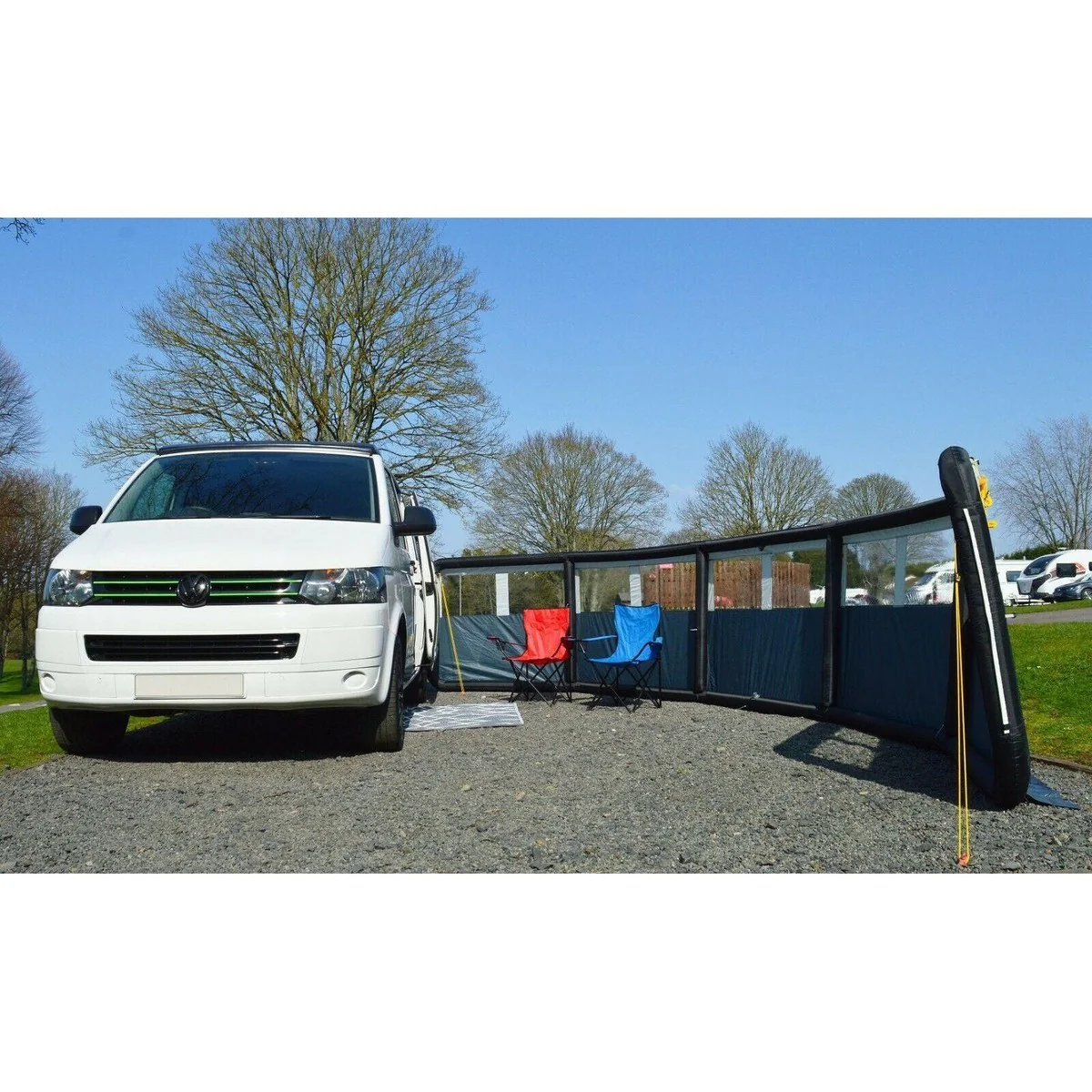Maypole 5 Panel Inflatable Windbreak Deflector (Single Point Inflation) - Image 3