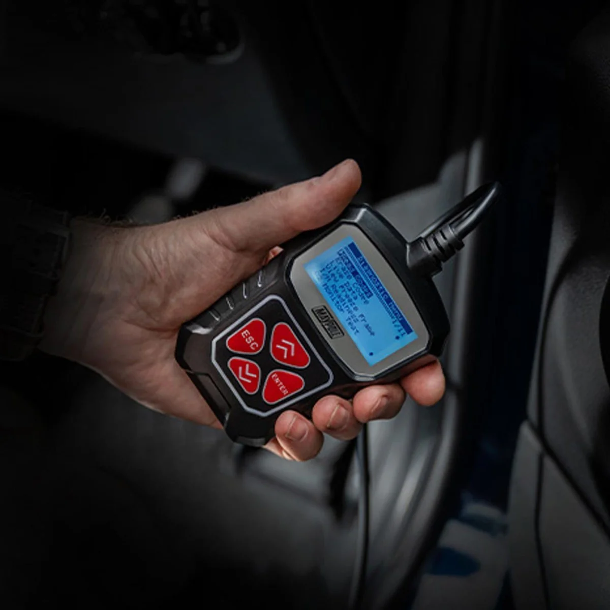 Maypole OBD2 Diagnostic Tool with 2" LCD Display - Read Codes, Live Data, I/M Test - Image 3
