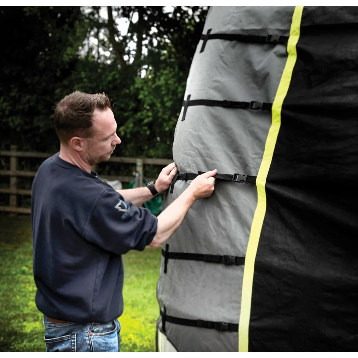 Maypole Universal Caravan Front Towing Cover Large (245cm - 275cm) - Image 4