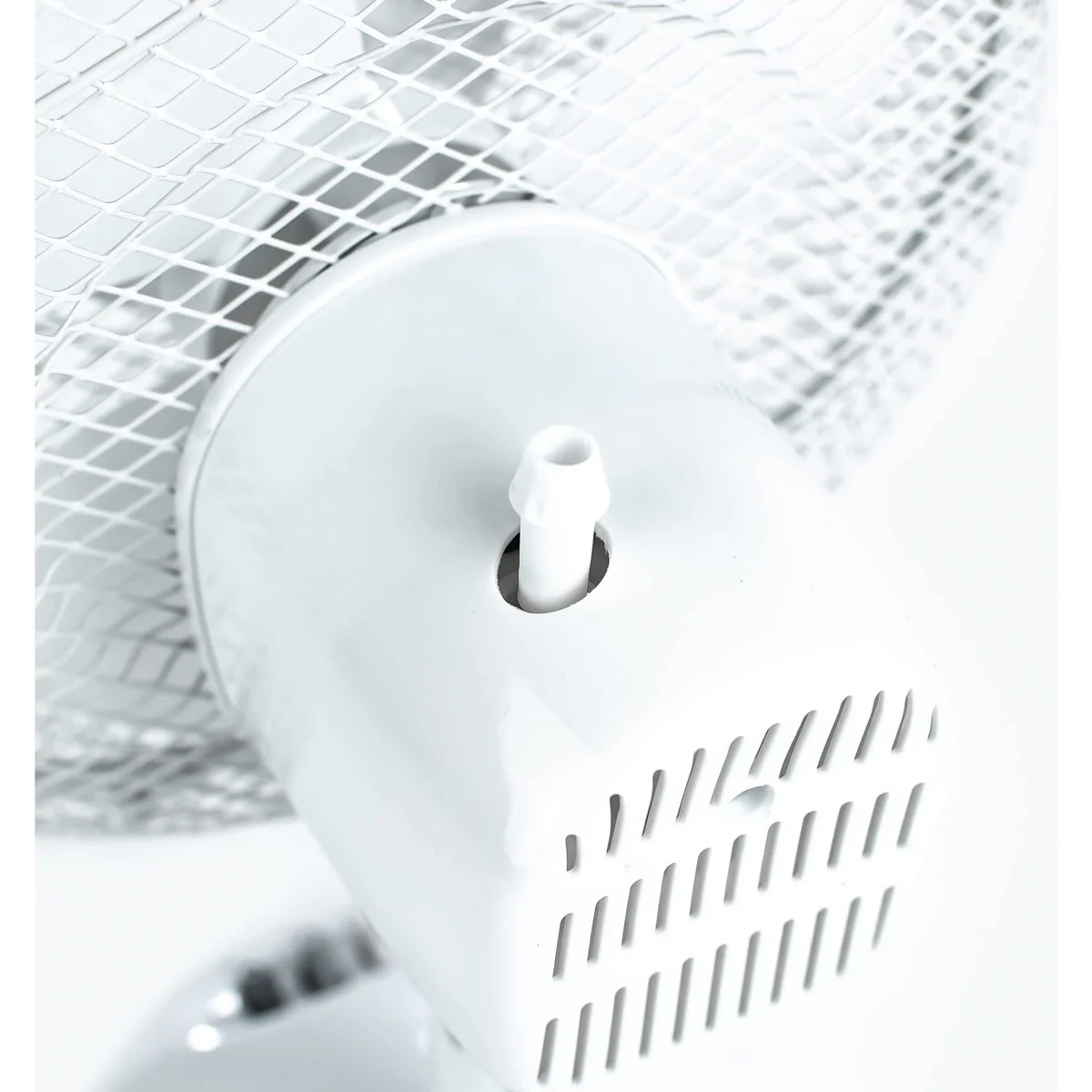 MDS1203 Status 9 White Desk Fan S9DESKFAN1PKB - Image 5