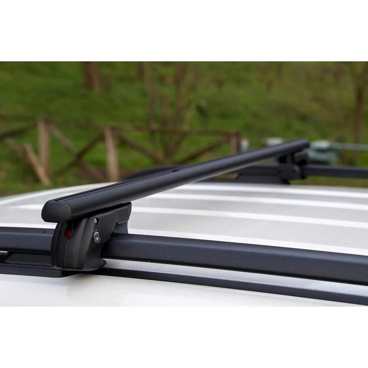 Menabo Shermon Black XL Raised Rail Roof Bars 1340mm (90kg Max.) - Image 3