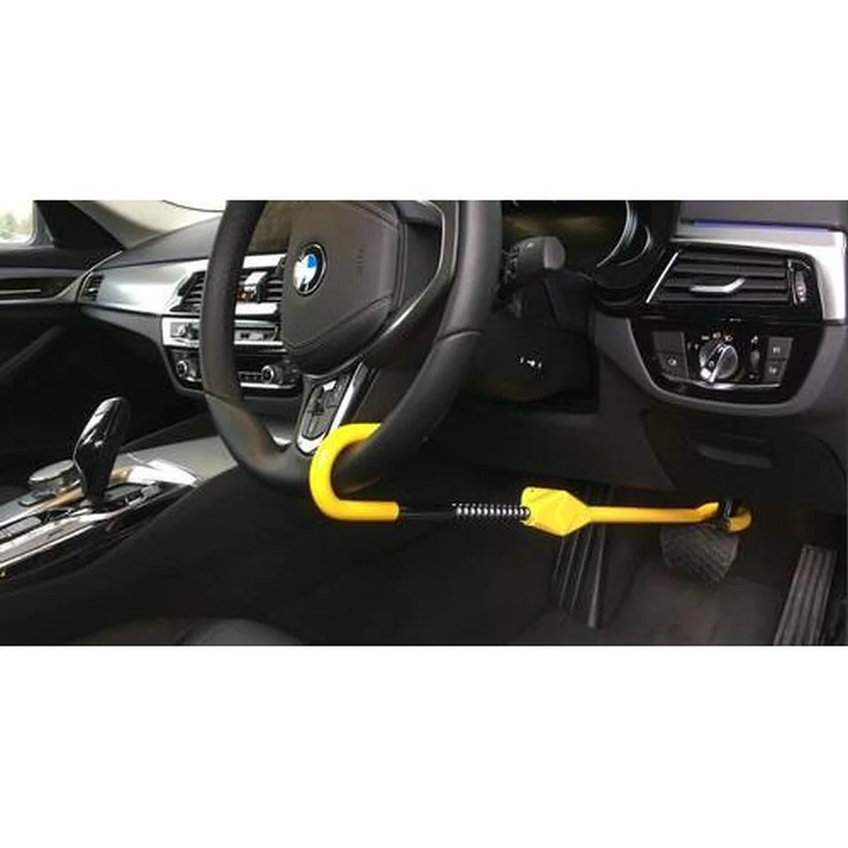 Milenco Classic Brake Lock - Image 3