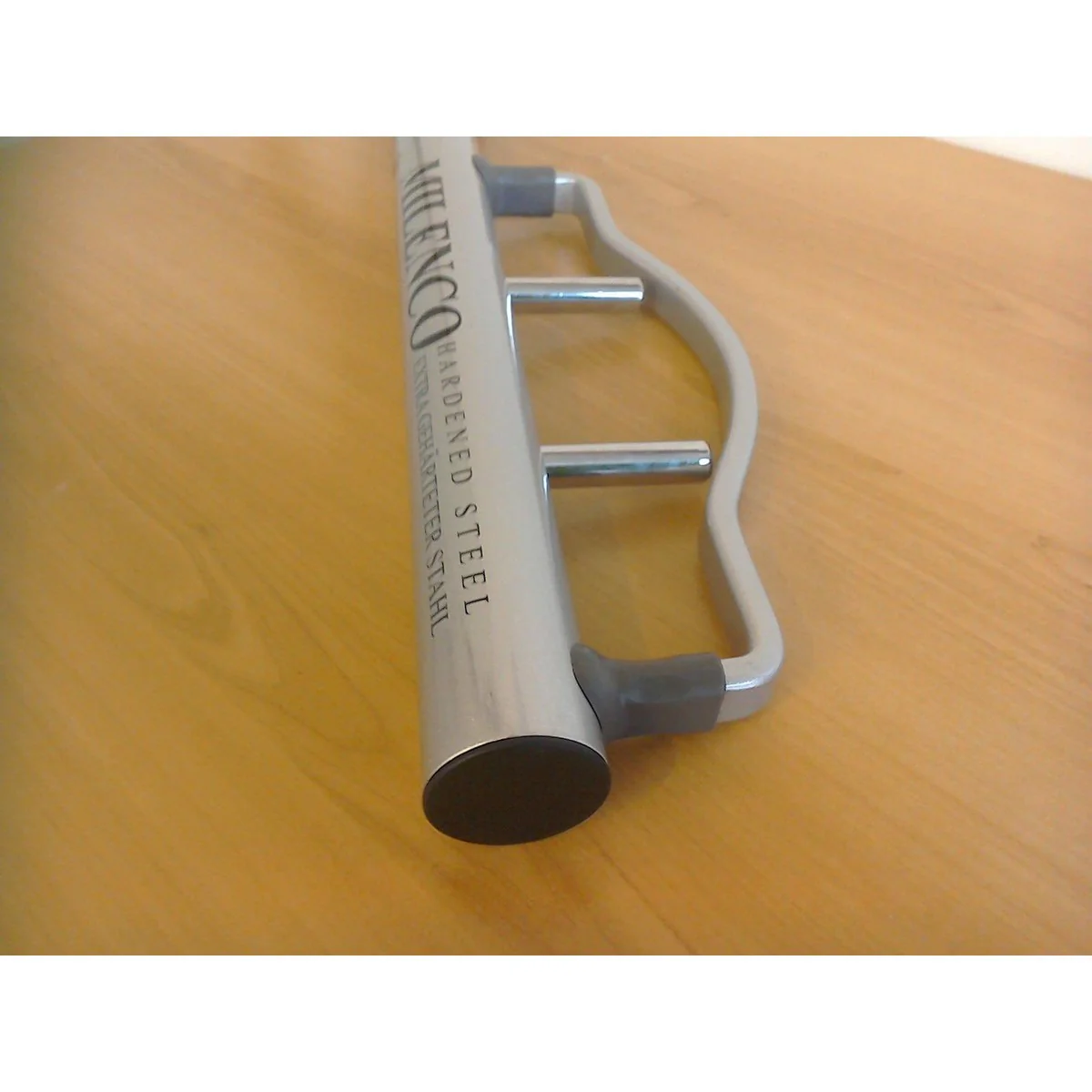 Milenco Small Camper Steering Wheel Lock - Image 3