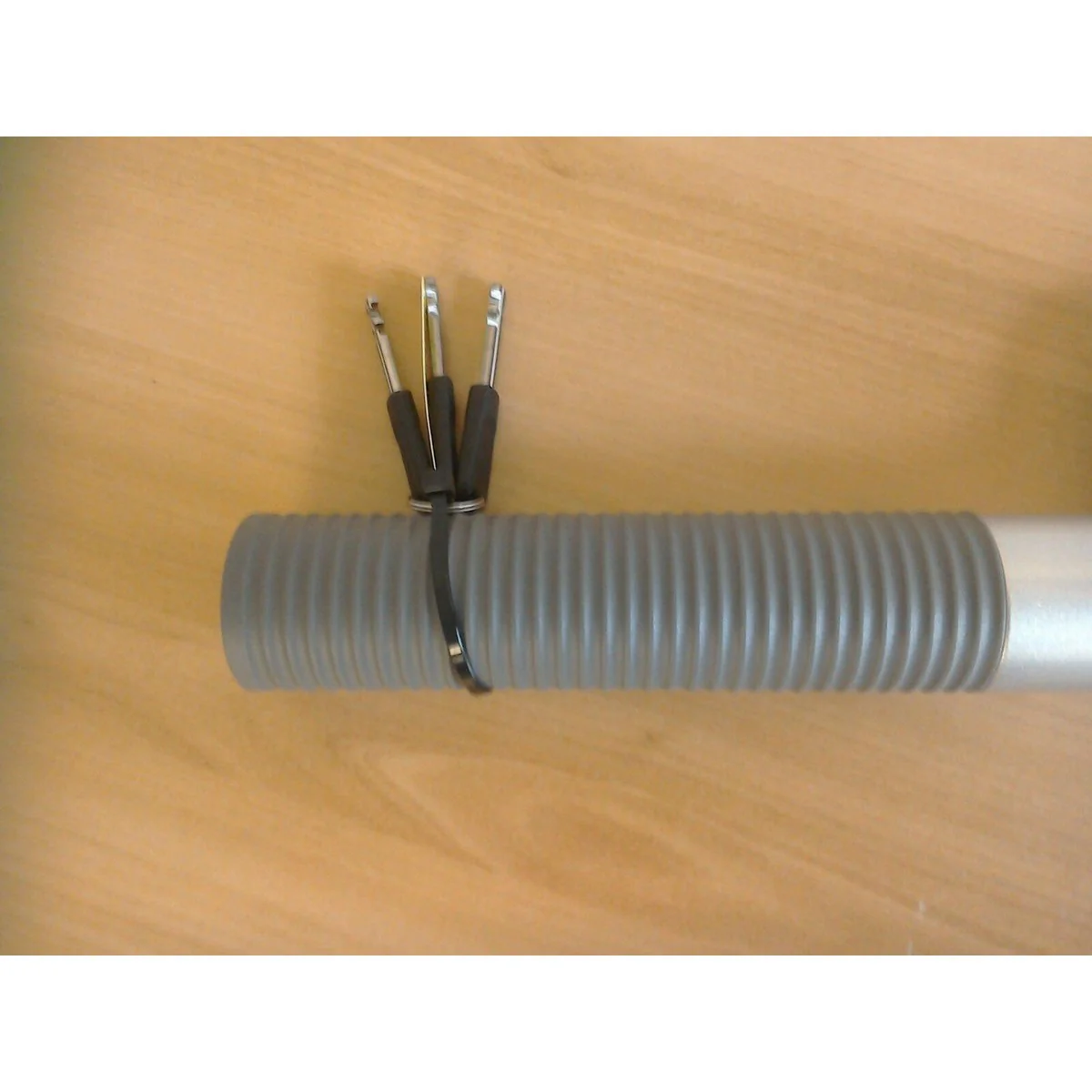 Milenco Small Camper Steering Wheel Lock - Image 4