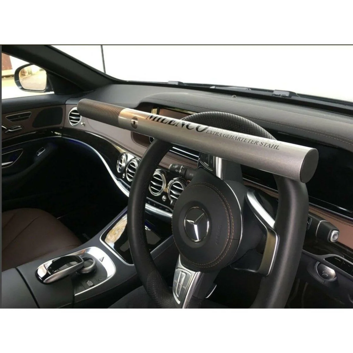 Milenco Small Camper Steering Wheel Lock - Image 5