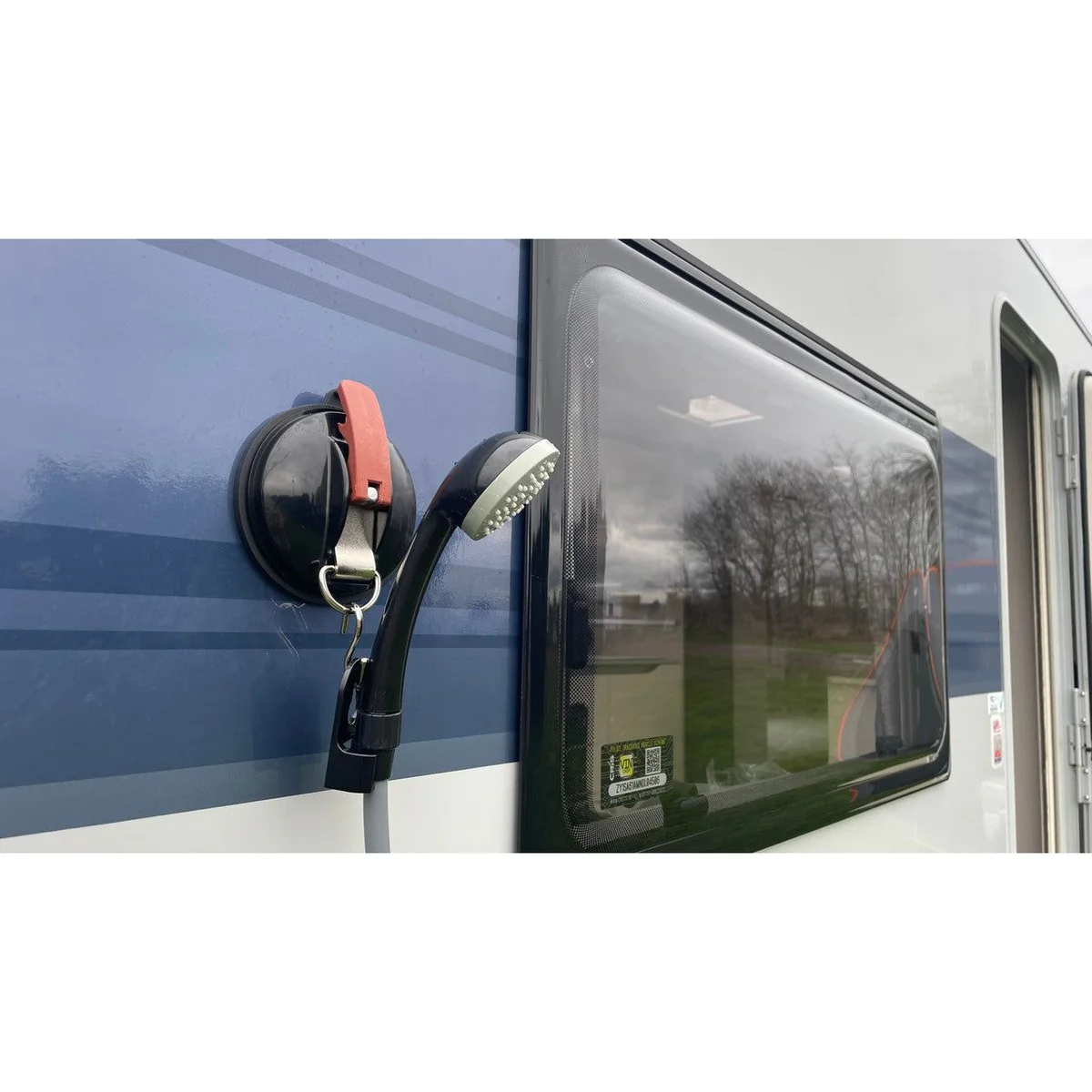 Olpro Battery Shower Set with Submersible Pump - Image 2
