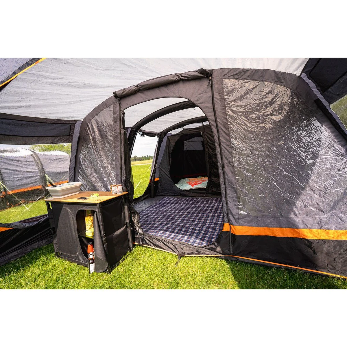 Olpro Discovery Breeze - 6 Berth Inflatable Tent - Image 11