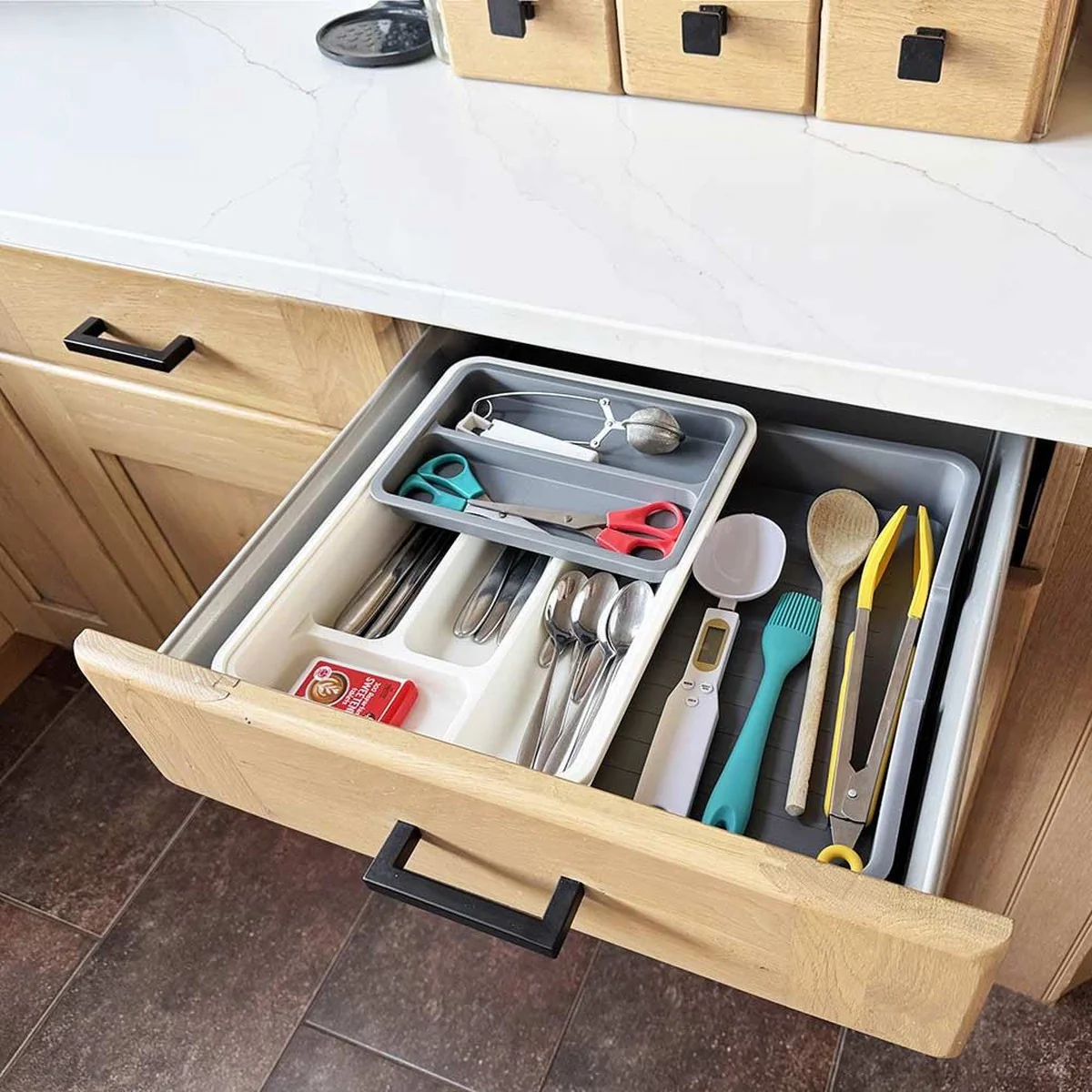 Olpro Extendable Drawer Organiser - Image 3