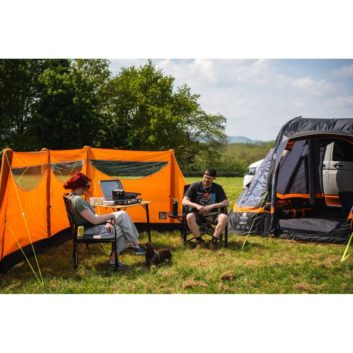 Olpro Inflatable 5.7m Wide Windbreak - Image 6