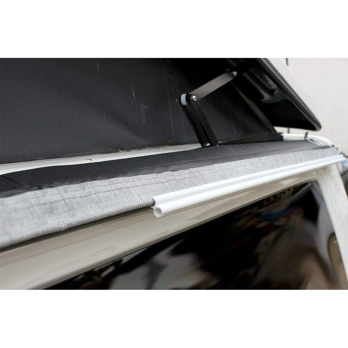 Olpro Magnetic Band Connector Kit - Image 4