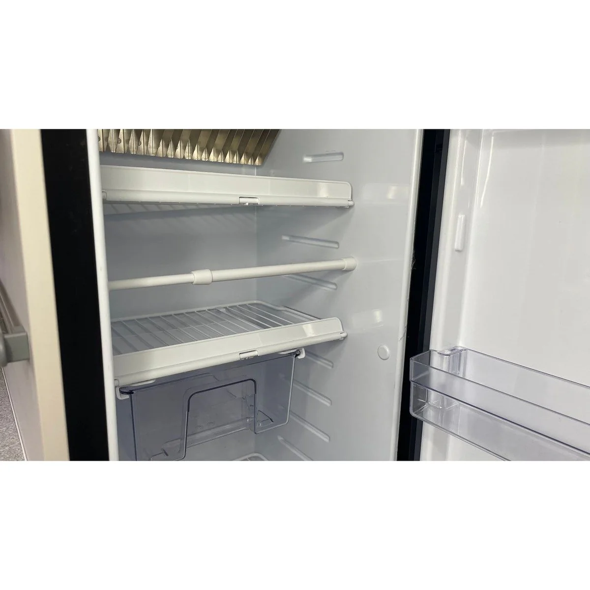 Olpro Telescopic Cupboard & Fridge Storage Bars 26-43cm Pack of two - Image 3