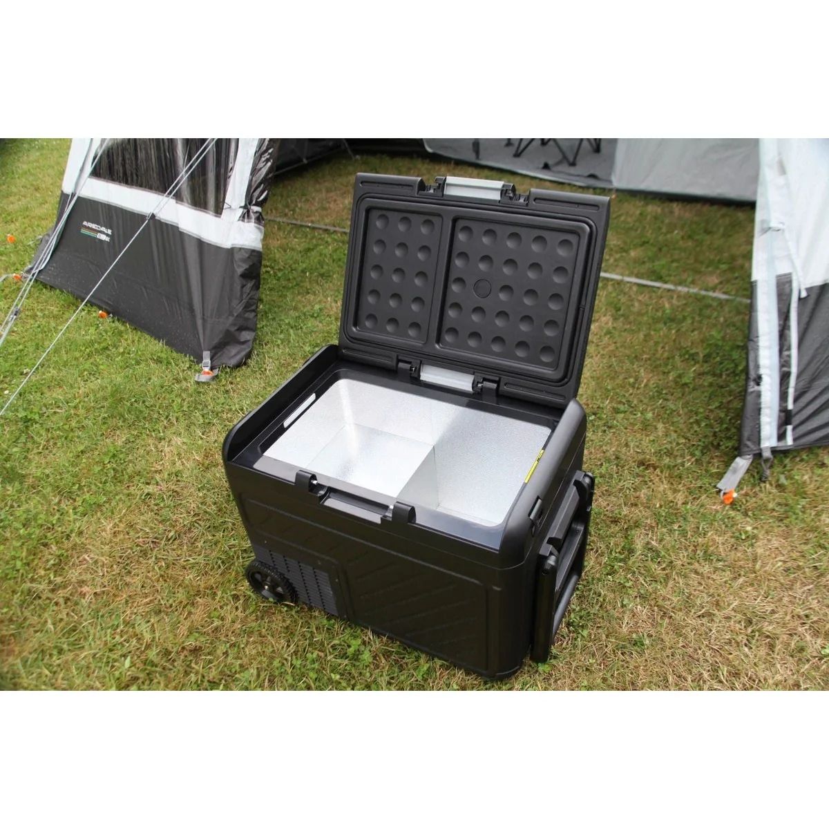 Outdoor Revolution 25 Litre Compressor Cooler - Image 10
