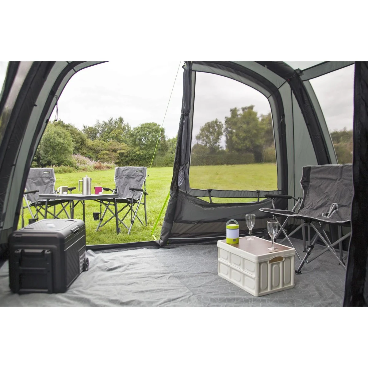 Outdoor Revolution Airedale 5.0S Air Tent 5 Berth Family Tent Inc Footprint - Image 12