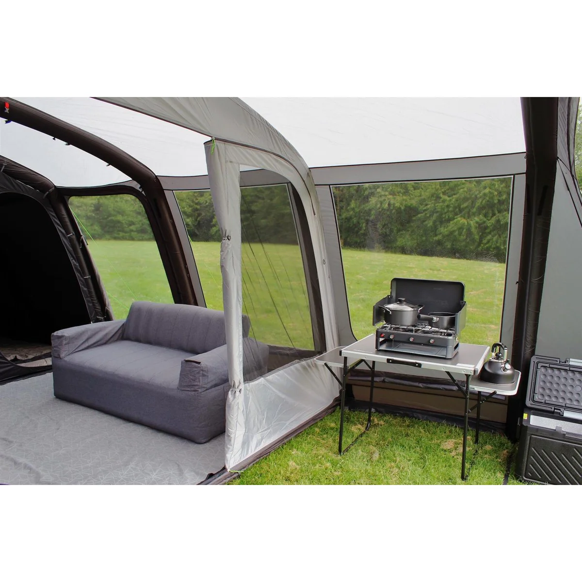 Outdoor Revolution Airedale 700 TSE Air Tent 9 Berth Family Tent Inc Inc Footprint &  Annexe Inner Tent - Image 10