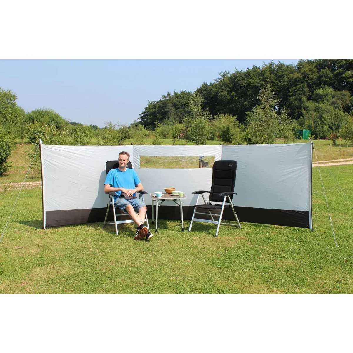 Outdoor Revolution Breeze Plus 3 Panel Windbreak (140cm x 500cm)